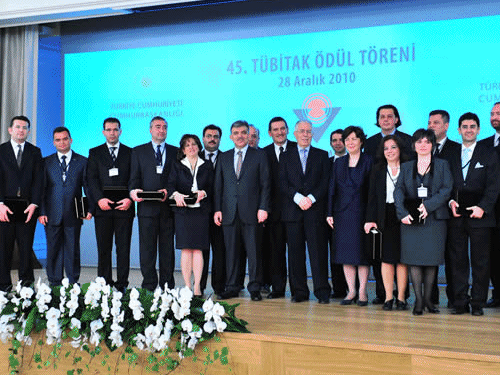 2010 Yılı TÜBİTAK Ödülleri Çankaya Köşkü'nde Sahiplerini Buldu